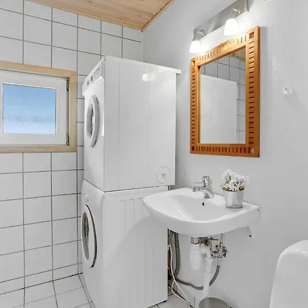 Σπίτι διακοπών Beautiful Home In Hejls With Sauna Hejls