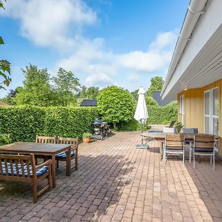 Σπίτι διακοπών Beautiful Home In Hejls With Sauna