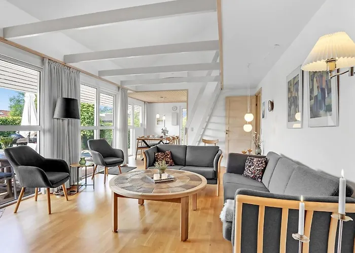 Ronnebaervaenget V Holiday home Hejls